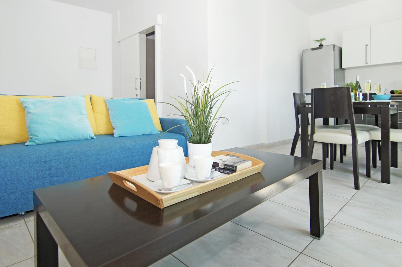 Amber - Coralli Beachfront Apartment Protaras Dış mekan fotoğraf