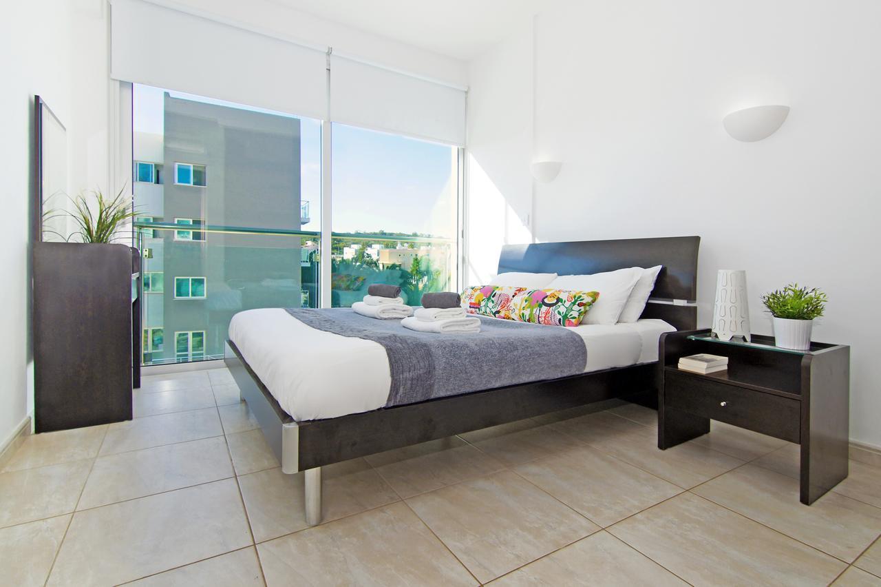 Amber - Coralli Beachfront Apartment Protaras Dış mekan fotoğraf